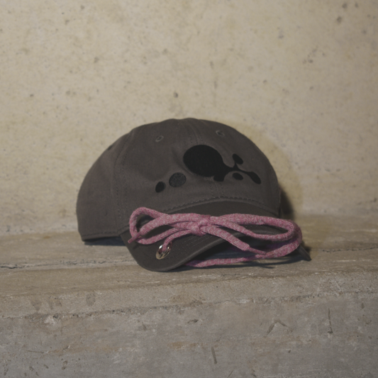 LARME LACES GRAY CAP